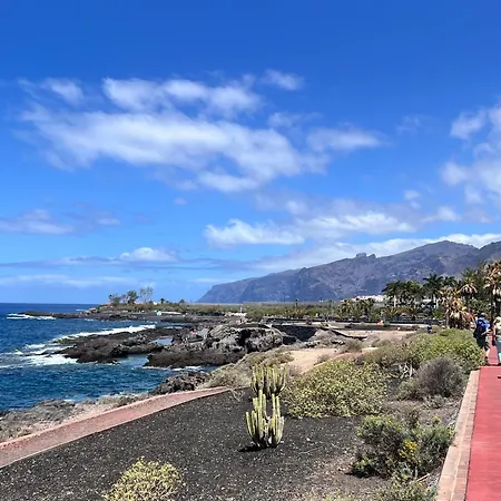 Seaview 2 Bedroom Apartment Alcala (Tenerife)