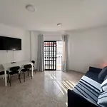 Near The Sea 2 Bedroom Apartament *