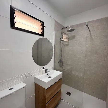 2 Bedroom With Solarium Terrace Apartment Alcalá la Real