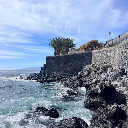 アパート Near The Sea 2 Bedroom *