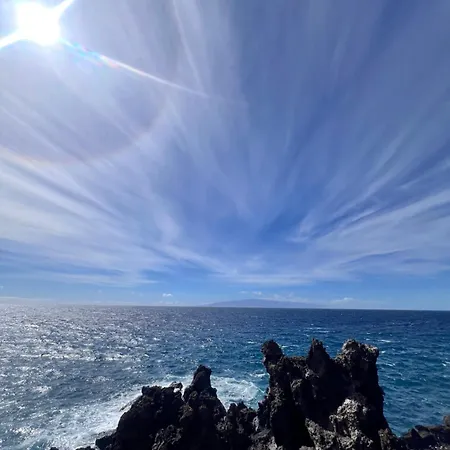 Near The Sea 2 Bedroom アパート *