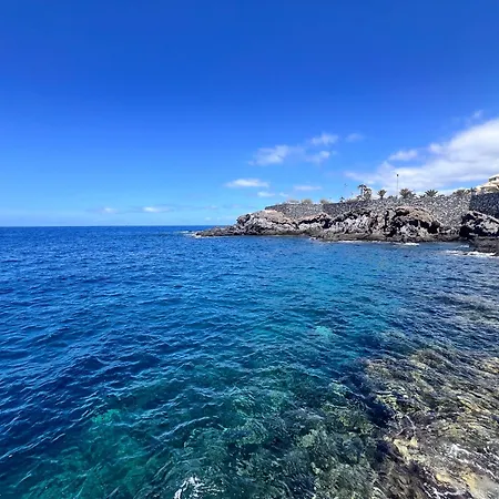 2 Bedroom With Solarium Terrace Apartment *