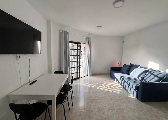 Apartamento Near The Sea 2 Bedroom *